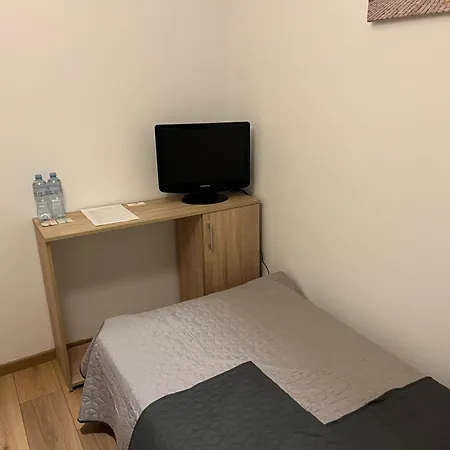 Pansiyon Dom Tobie Bliski W Parku Warta Prywatna Kuchnia Lazienka Parking Poznan